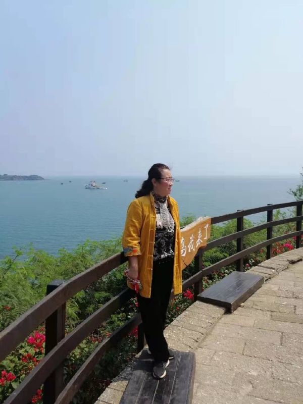曦若半秋的第一张照片--福州父母相亲团